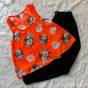 ❌SOLD❌✨Small NWOT Floral top